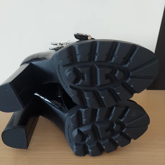 Azalea Wang studded chunky heel ankle boot - Picture 6 of 7